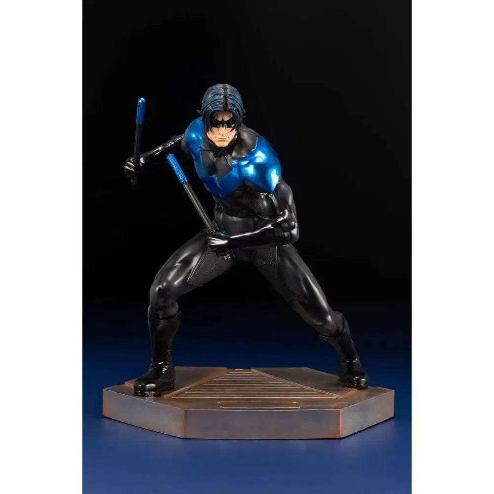 DC Comics - Nightwing Statue (Titans Series) - Kotobukiya - ArtFX