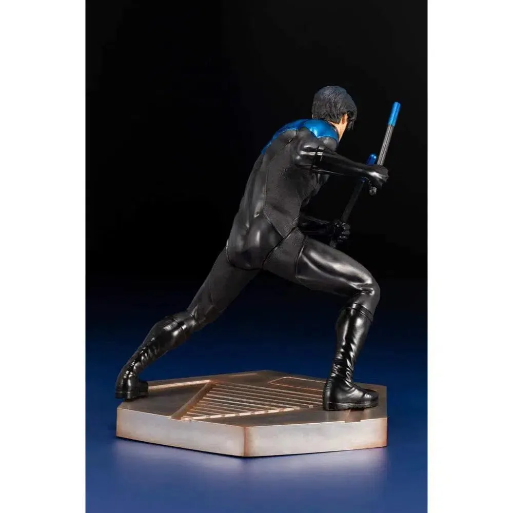 DC Comics - Nightwing Statue (Titans Series) - Kotobukiya - ArtFX