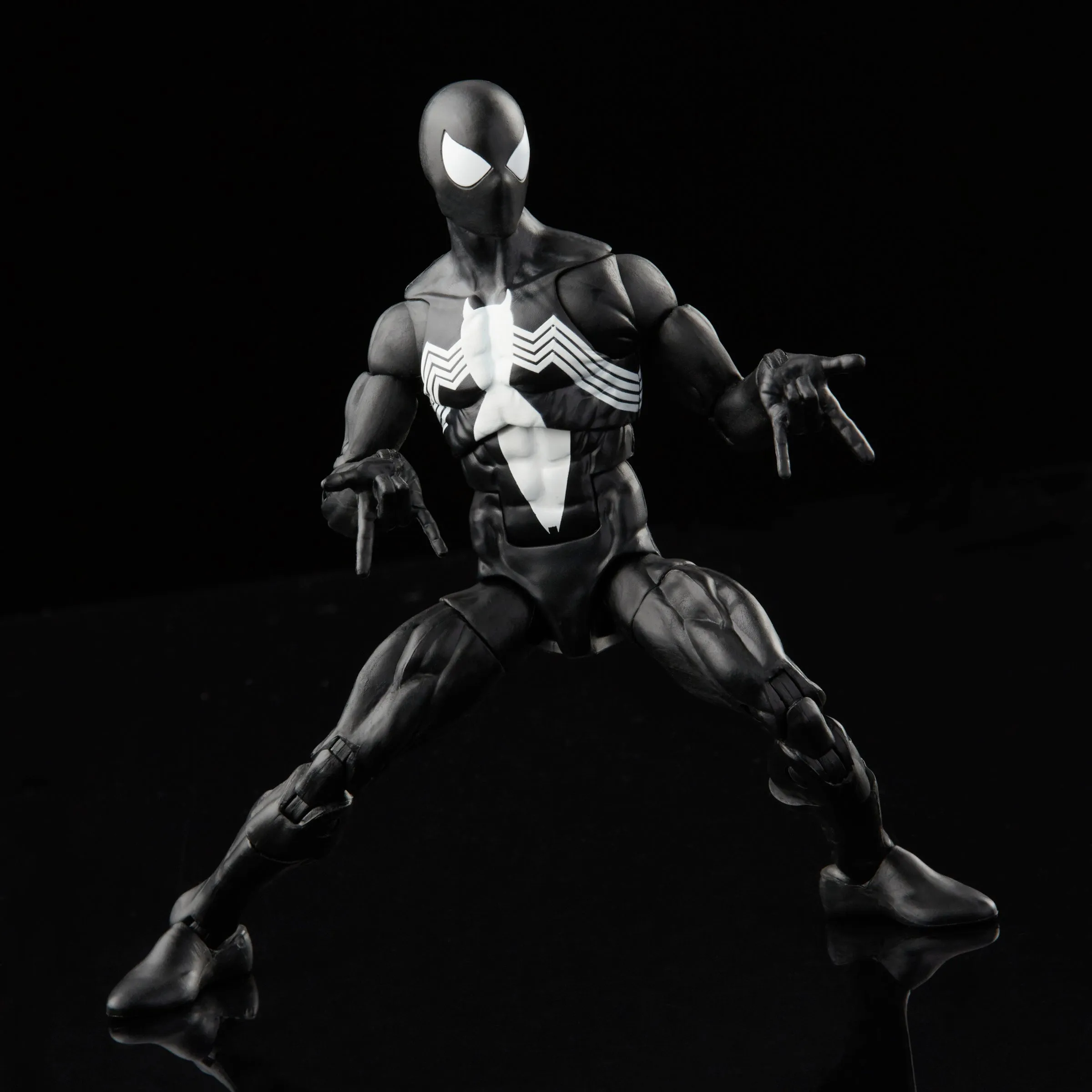 Spider-Man Retro Marvel Legends Symbiote Spider-Man